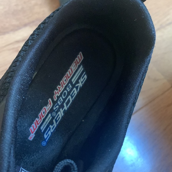Sketchers memory foam size 7 excellent condition - Picture 2 of 4